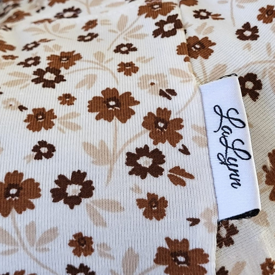 Newborn hoes voor de Stokke Tripp Trapp - little flowers camel