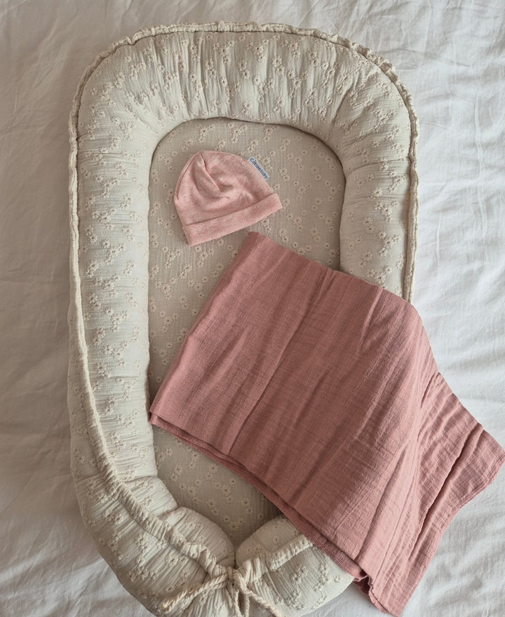 Babymutsje newborn - ajour roze