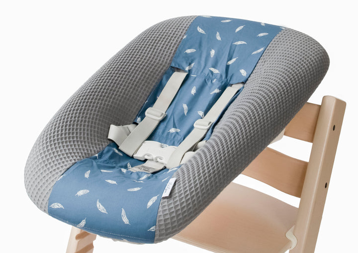 Stokke Newborn hoes grijs wafel- blauw met witte veertjes