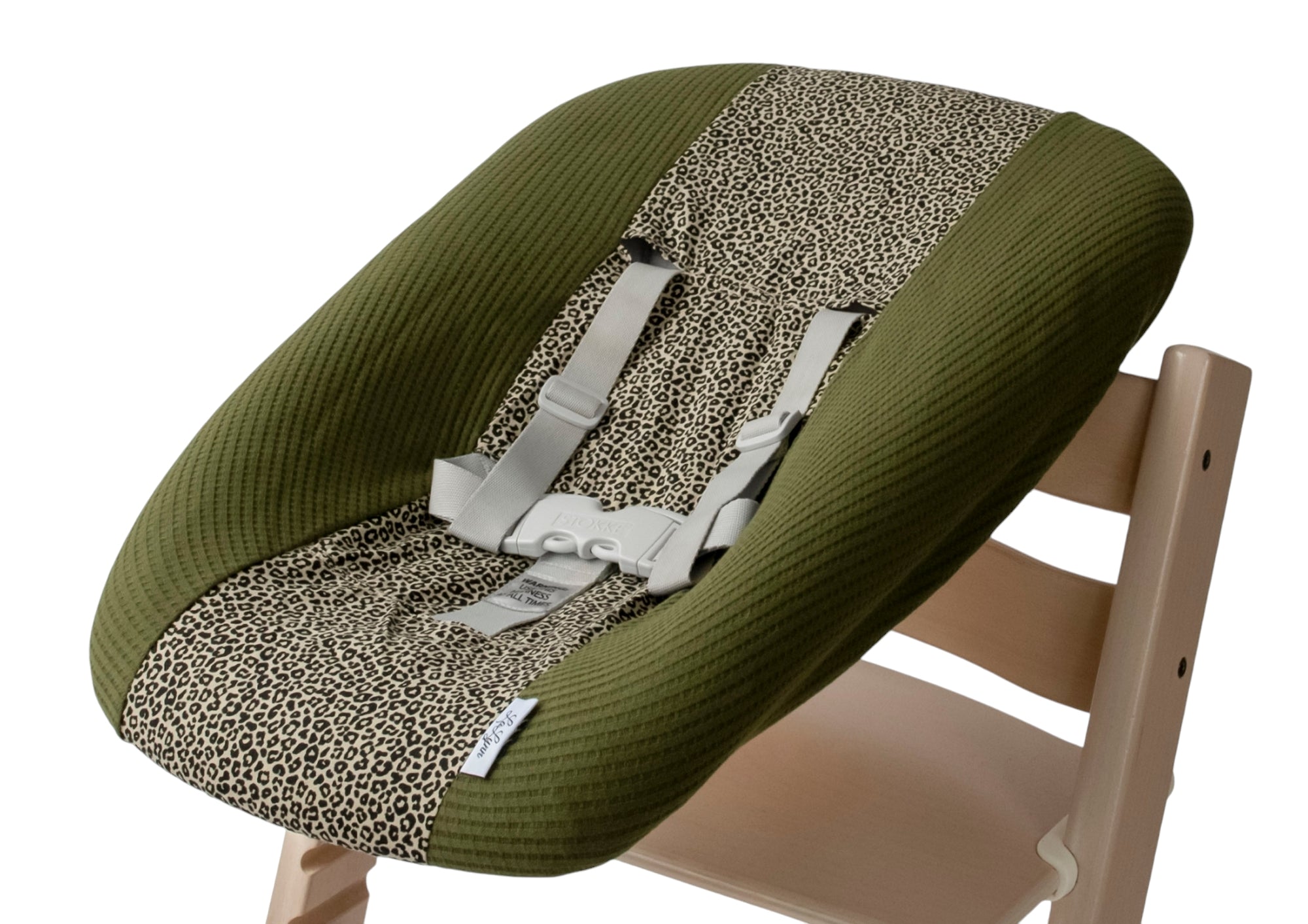 Newborn hoes voor de Stokke Tripp Trapp - beige panterprint met groen wafel